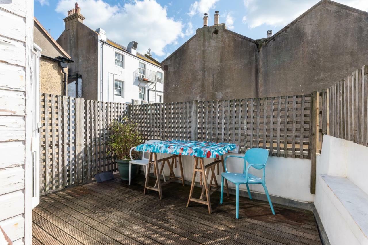 Ferienwohnung Birch At Ship St Gardens Hove Exterior foto